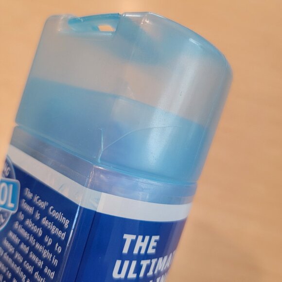 iCool Cooling Towel - Picture 3 of 4